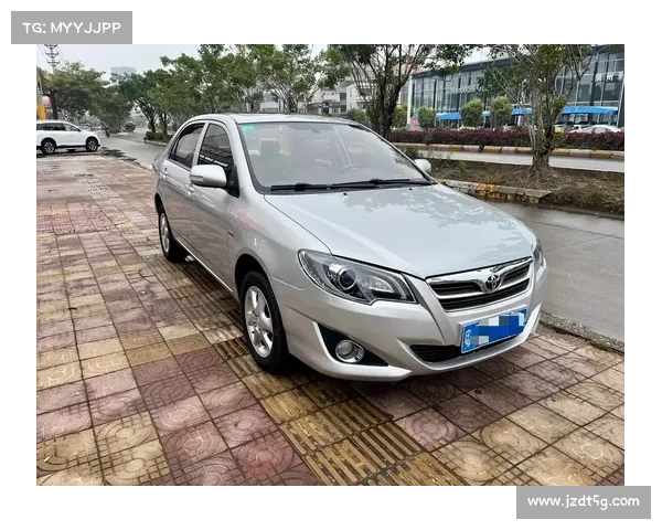 丰田花冠售价9.08-11.38万元 图片实拍解析